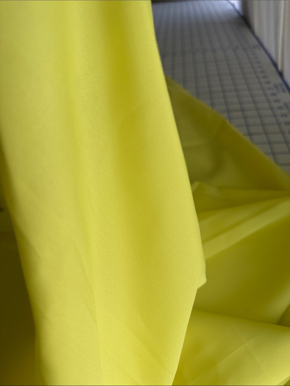 Vintage Lemon Yellow Formal Dress Fabric 4 Yards x 42 Polyester Crepe Evening - Picture 11 of 13